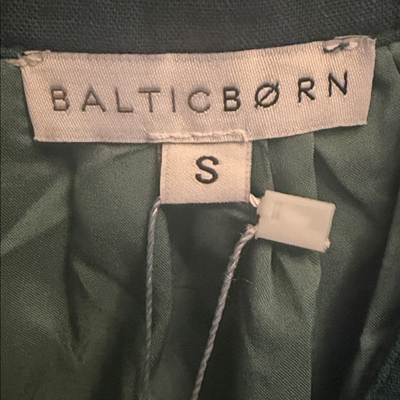 Baltic Born Camille Layered Puff Sleeve Maxi Dress Size Small - Picture 9 of 10